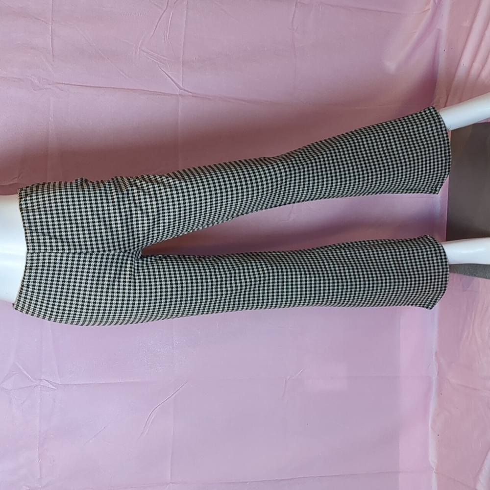 Jacqueline de Yong Black and Cream Hugh Check Pull On Flared Trousers size Small